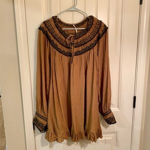 Free People Erin Embroidered Long Sleeve Mini Dress/Tunic. SZ M . 33” length